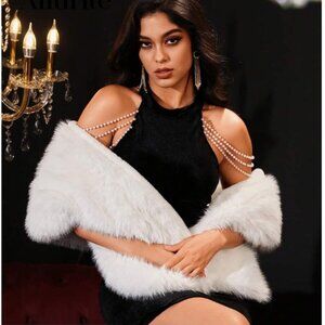 Faux Fur Wrap, White, One Size